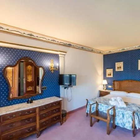 With Private Pool,near The , Bbq, Wifi Malaga